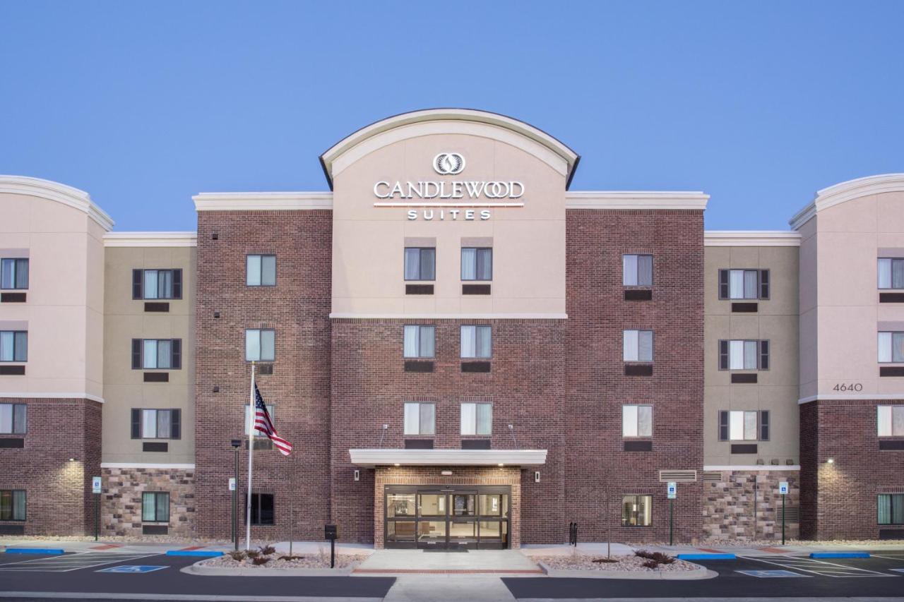 Candlewood Suites Pueblo By Ihg Esterno foto